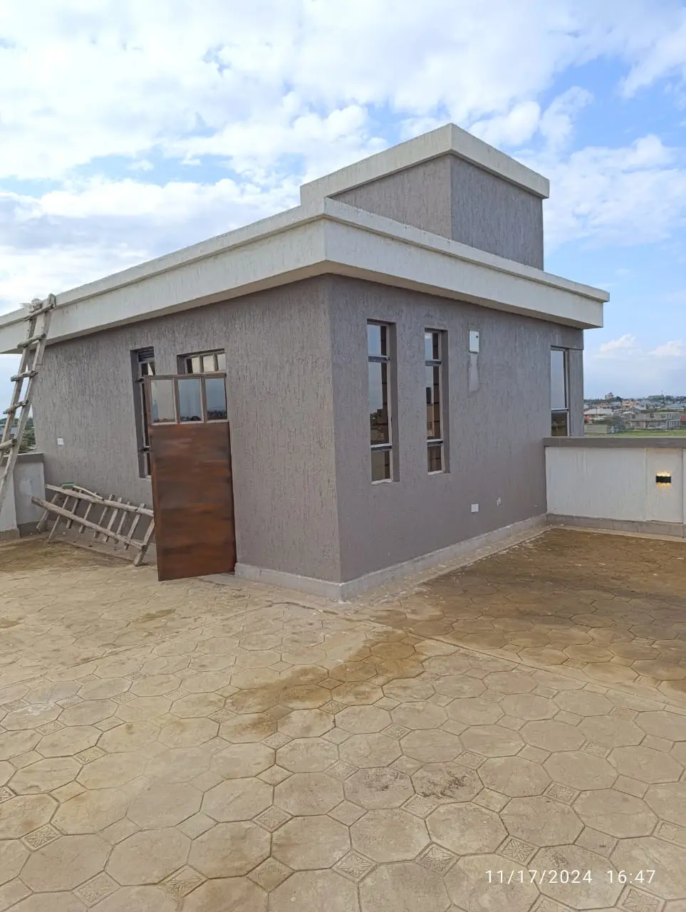 SmartFocus_5_Bedroom_Mansion_Matangi-WA0118