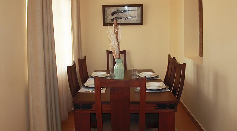 kenpipe_gardens_dinning-room